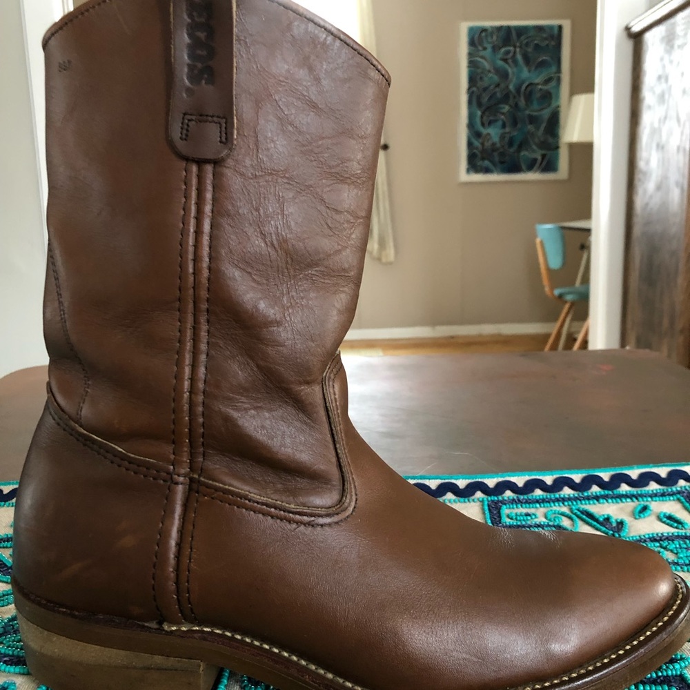 Red Wing Pecos pull on boots